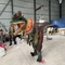 زي الديناصورات مع التاج المتحرك